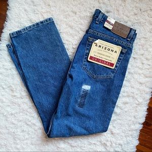 NWT Arizona Straight Leg Jeans • 33 x 30